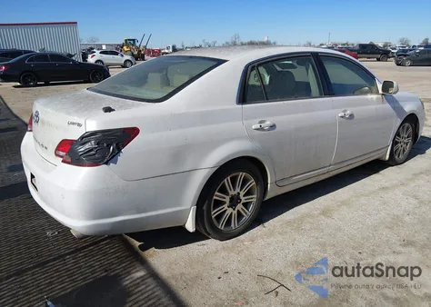 2006 Toyota Avalon Limited z USA, uszkodzony, nr VIN 4T1BK36B16U063778